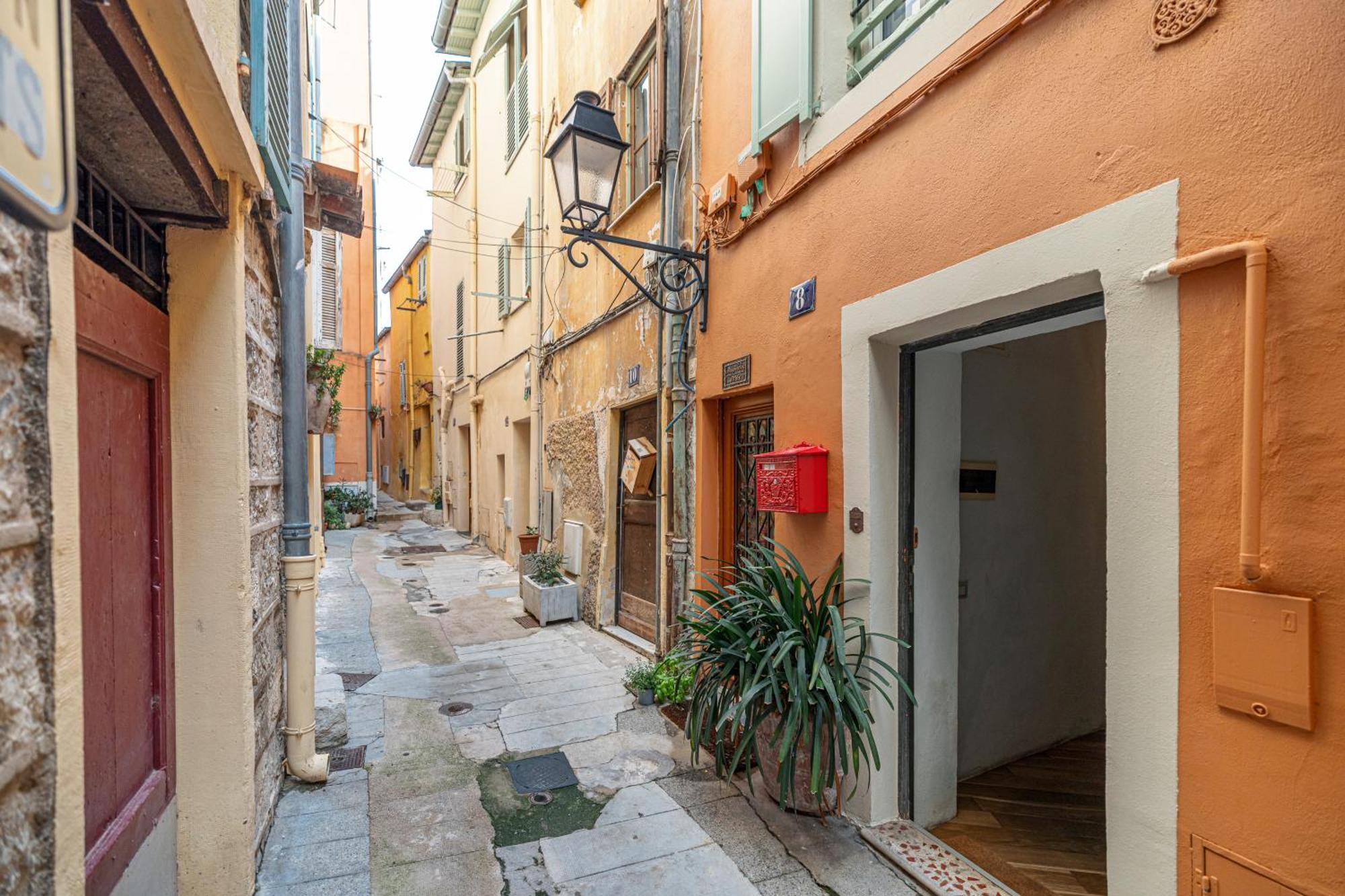 Le Bougainvillier Menton Vieille Ville 外观 照片